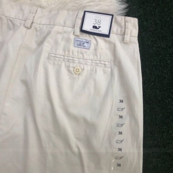 Vineyard Vines Summer Club Shorts - Picture 7 of 10